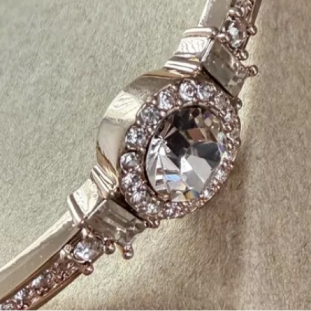 🟠NEW! GIVENCHY Round Crystal and Pave Hinged Bangle Bracelet in Rose Gold - Picture 3 of 5